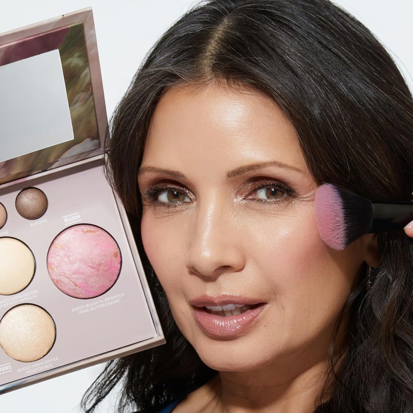 Encounter A Delicate Makeup Look And Unlock The Baked Starter Kit (3PC)