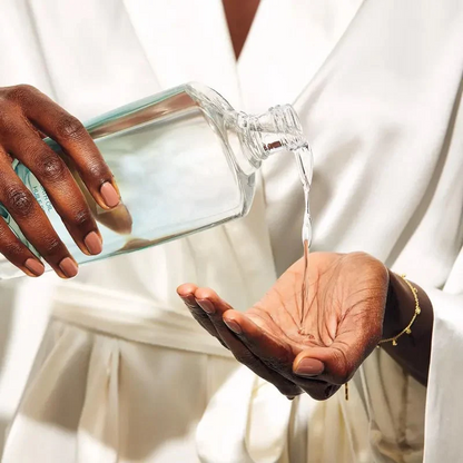 Moisture-Locking Formula For Silky Skin— Original Bath Oil