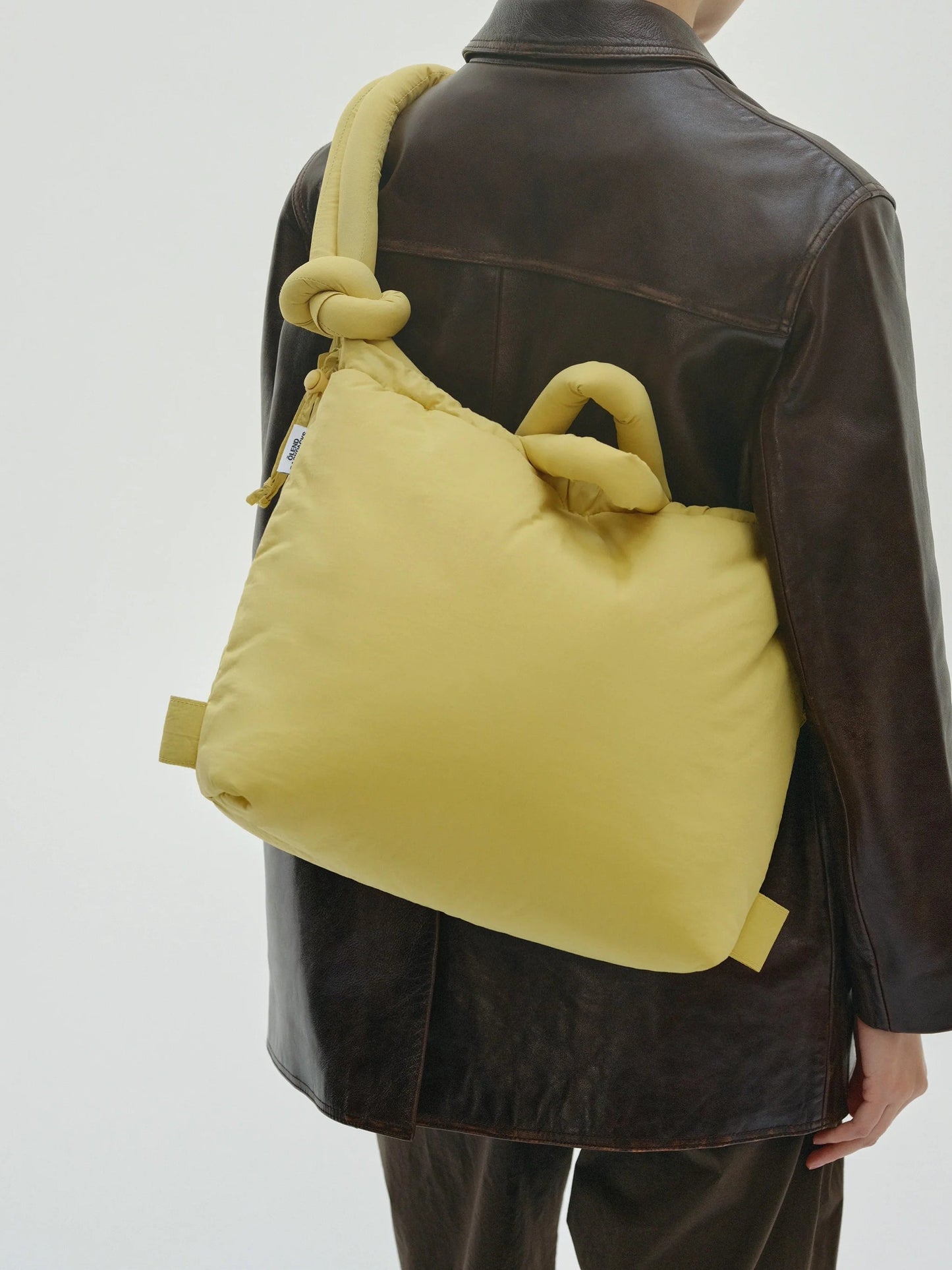 Light And Pended Versatile Bag